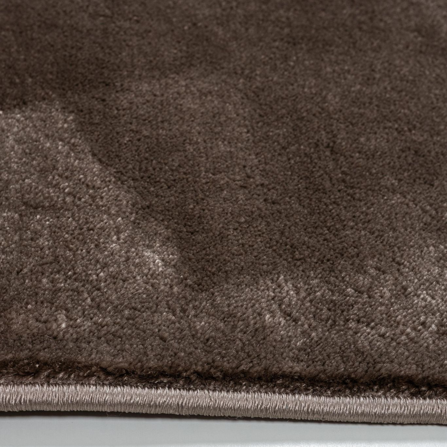 Velvet Warm Brown Vloerkleed
