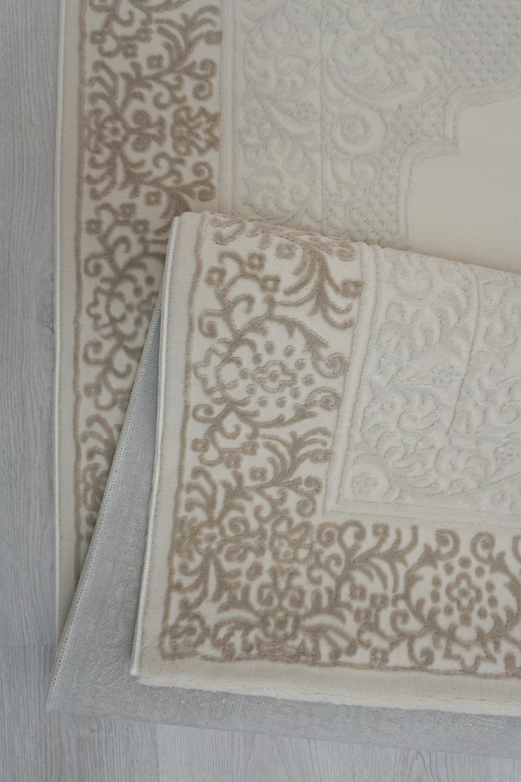 Zafiran Light Taupe Beige Vloerkleed